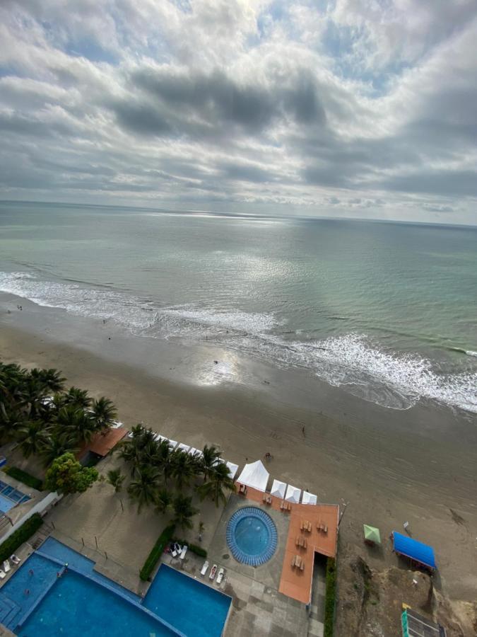 Departamentos Frente Al Mar En Resort Playa Azul-Tonsupa Ngoại thất bức ảnh